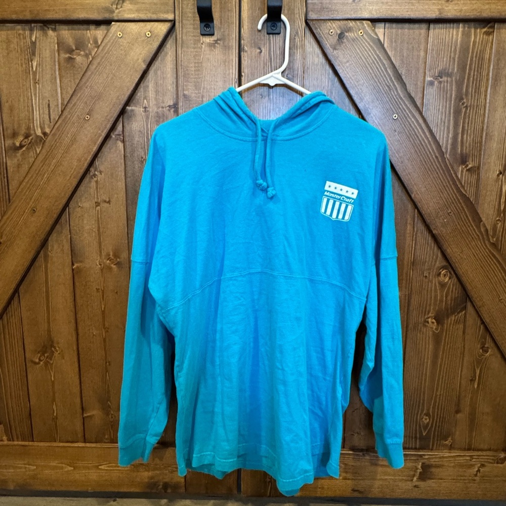 Women’s Mastercraft t-shirt style oversized hoodie, size small
